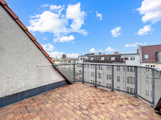 * Dachgeschosswohnung mit Terrasse und Potenzial: 3 bis 4-Zimmer!*