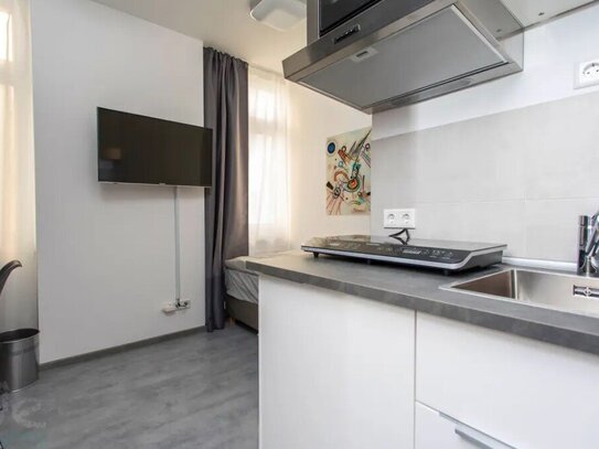 Ab sofort - modern möbliertes 1-Zimmer-Apartment - zentrale Lage im Bahnhofsviertel