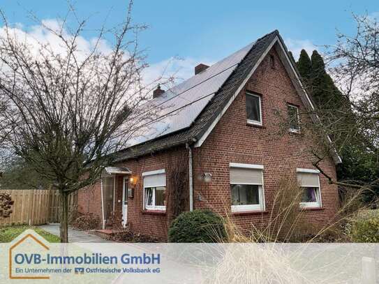 Modernisiertes Einfamilienhaus mit großzügigem Grundstück in Leer-Loga