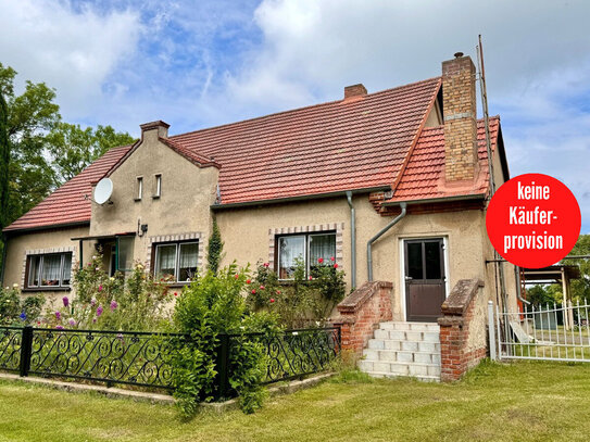 HORN IMMOBILIEN ++ großes Haus mit großem Grundstück in Dahlen Brunn bei Neubrandenburg