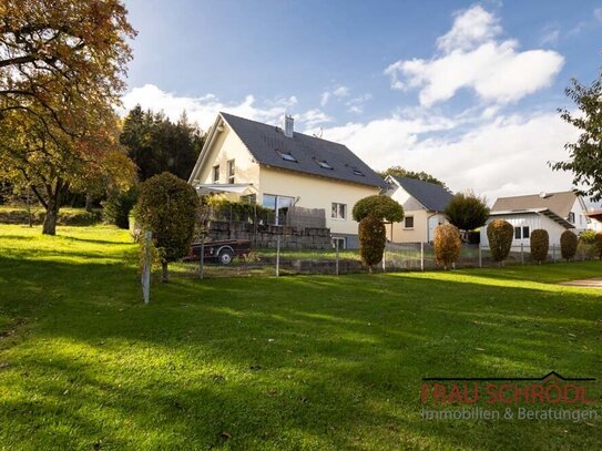 Ihr persönliches Paradies im Herzen der Natur Exklusives Einfamilienhaus mit Aussicht