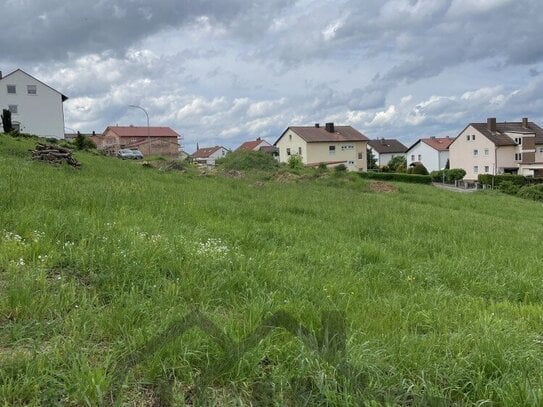 baureifes Baugrundstück in zentraler Lage in Memmelsdorf