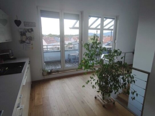 Penthouse-Maisonettewohnung, 3 Zimmer, Panoramaterrasse und Balkon