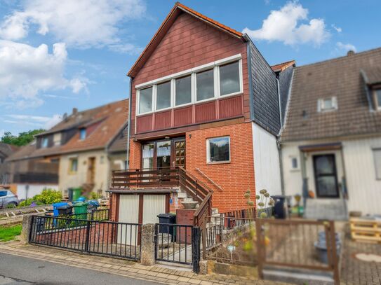 Reihenmittelhaus in Salzgitter Bad - mit Wintergarten, Loggia und überdachter Terrasse