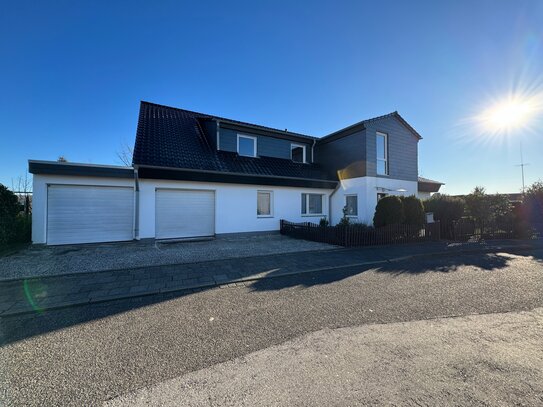 Rohbau - Wohnung im Obergeschoss mit Sonnenbalkon und Garage in ruhiger Lage