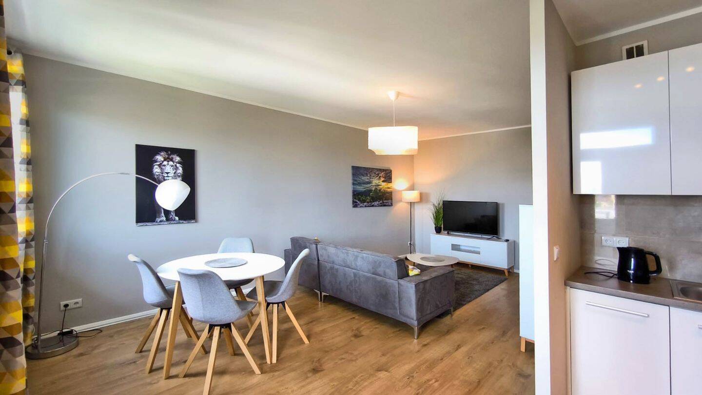 Von Privat provisionsfrei möblierte, Top sanierte 2-Zi. Wohnung in Tiergarten - Foto 1