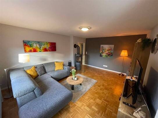 Modernisiertes Wohnhaus mit 147 m2 Wohnfläche auf 2 Etagen, mit Garage und Garten, in ruhiger Lage!