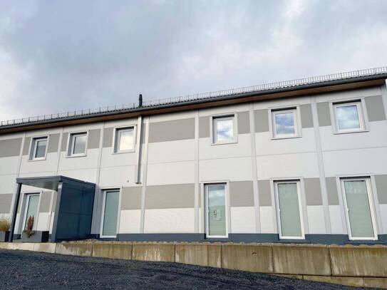 Moderne und helle 4-Zimmerwohnung mit zusätzlicher Einliegerwohnung