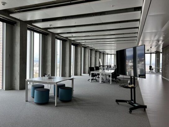 301 sqm Open-Space-Büro in Spaces TowerOne