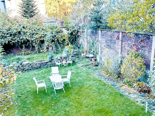 Düsseldorf-Pempelfort: Gartenwohnung mit Altbauscharm in zentraler Lage!