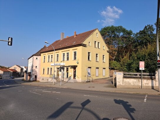 Hettstedt: mehrgeschossiges Haus auf 4430 qm Grundstück in zentraler Lage zu verkaufen