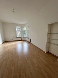 Helle und geräumige Altbauwohnung in Hannover