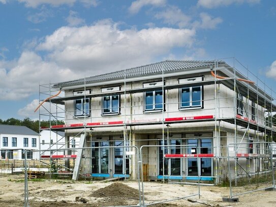 ** provisonsfrei ** Traumlage, Kita/Schule kein Problem, 250 m vom Bahnhof Beelitz