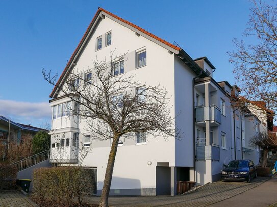 Moderne Maisonette-Wohnung mit fünf Zimmern und Balkon