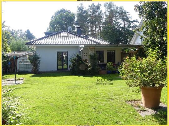 Nassenheide! Moderner Bungalow (Massivbau 2013) mit ausgebautem Dachgeschoss u. idyllischem Garten