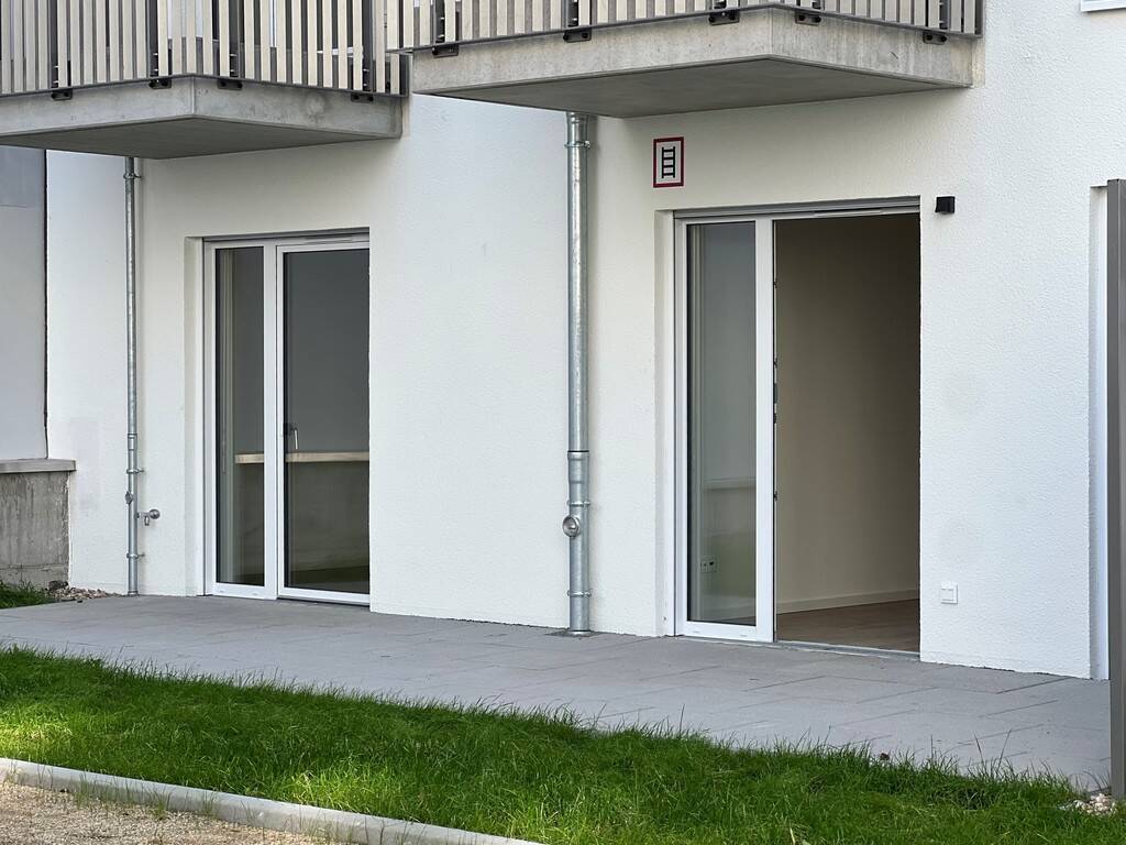 EG 4-Zimmer-Familienwohnung mit Terrasse - Photo 1