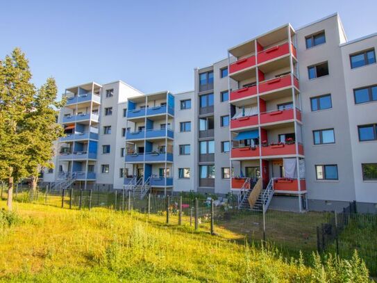 3 Räume + Balkon... Wohnberechtigungsschein erforderlich!