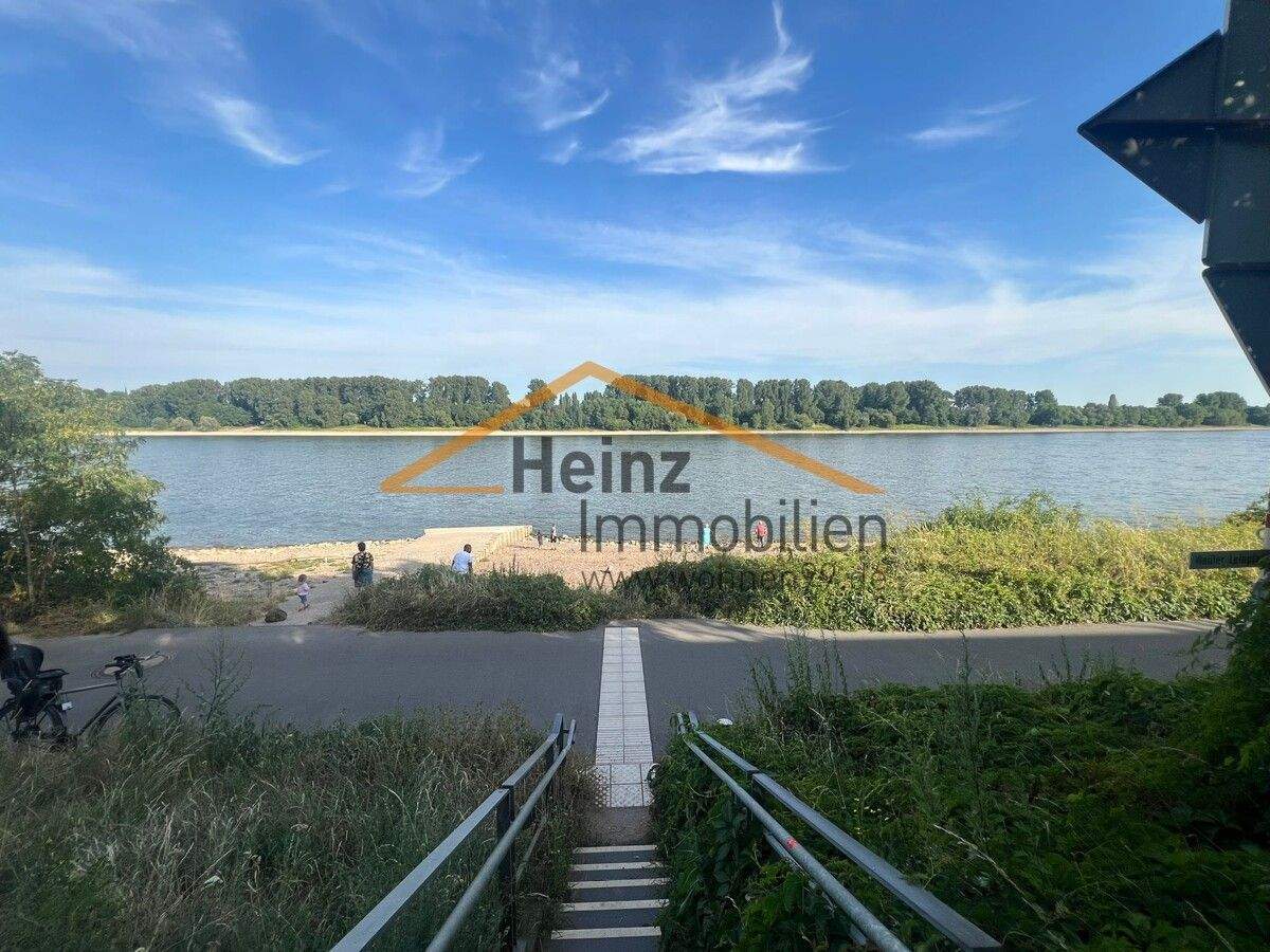 Gut geschnittene 3-Zimmerwohnung in beliebter Lage von Köln-Sürth, 300 m zum Rhein***