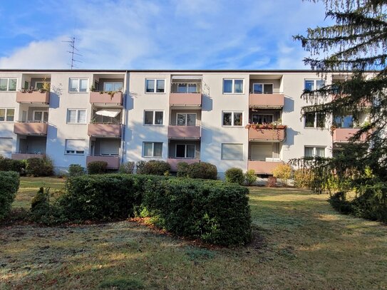 Beste Lage in Zehlendorf - Bezugsfreie 2-Zimmer-Wohnung mit Balkon