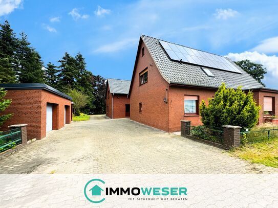 Zwei Einfamilienhäuser mit großem Grundstück, PV-Anlage und Solarthermie