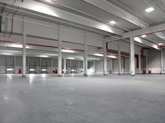 ++PROVISIONSFREI++ ca. 3.300 m² Hallenfläche (10 m UKB | Rampe) direkt an der BAB 5