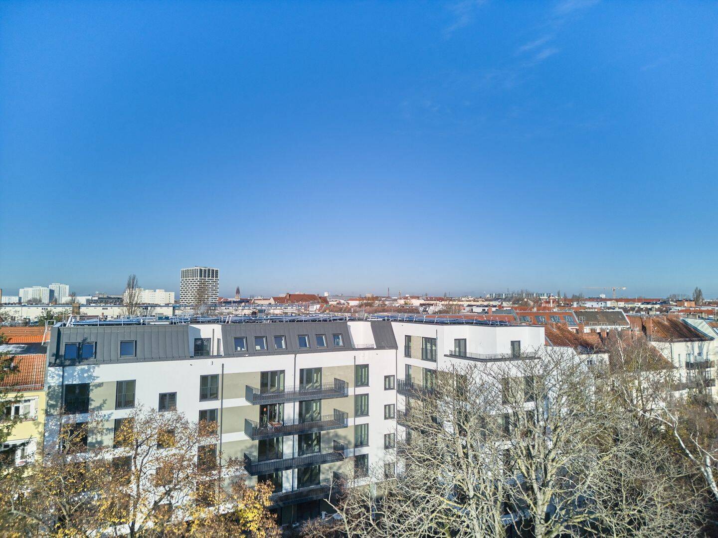 Cosmo Berlin - Erstbezug im Weitlingkiez mit EBK und Loggia ab sofort verfügbar zur Anmietung - Foto 1