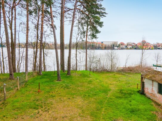 Direkt am Straussee, separater Seezugang! Bauträgerfreies & erschlossenes Grundstück in Strausberg