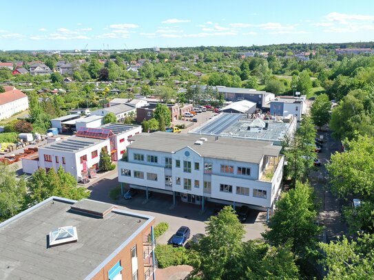 Bürofläche mit Zukunftspotenzial in Rostock: Eine modernisierte Büroeinheit in gefragter Lage!