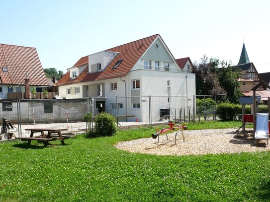 Klasse Wohnung mit Terrasse und Gartenanteil!