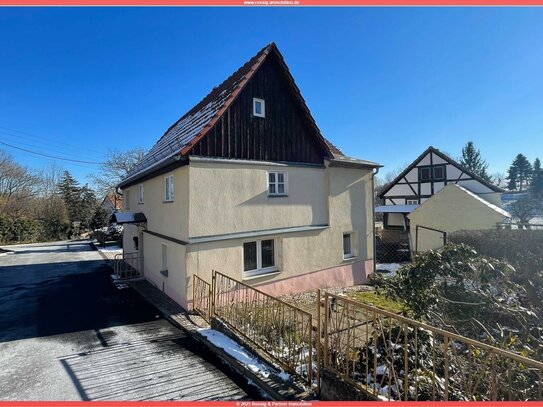 Charmantes kleines Haus mit Geschichte und Potenzial in Heynitz