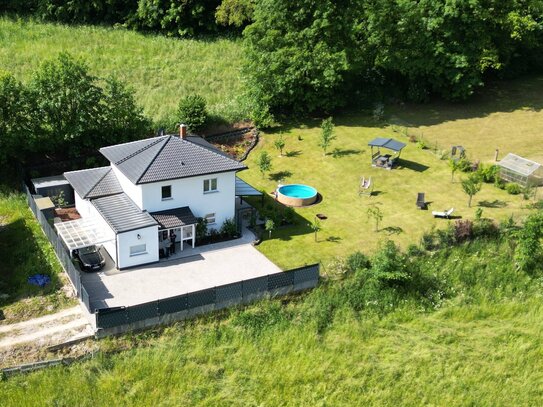 Toscanahaus auf sehr großem Grundstück (3.673m²)