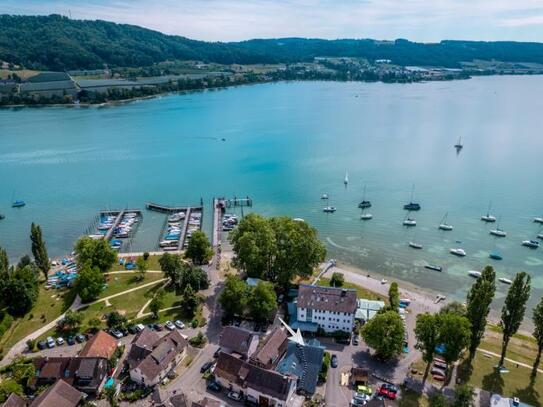 Bezugsfreies, exklusives Haus mit Einliegerwohnung und Seeblick in Bestlage, direkt am Sportboothafen von Wangen