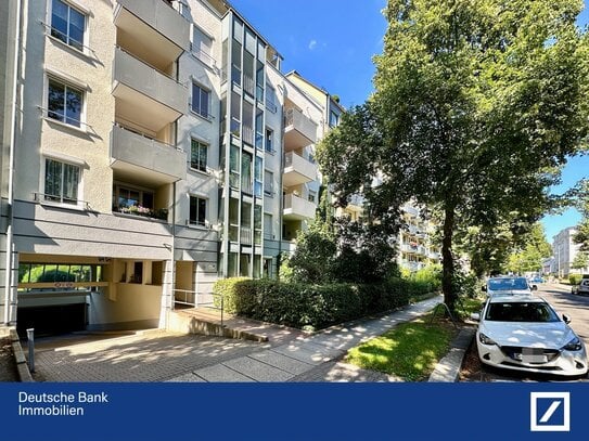 Punktet mit Lage, Grundriss, Balkon und PKW-Stellplatz - ideal insbesondere für Eigennutzer