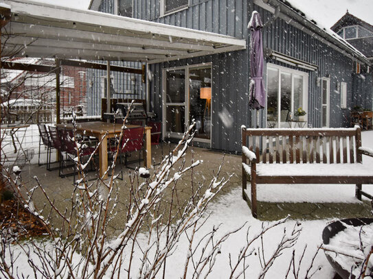 Ein schwedisches Holzhaus zum Verlieben - perfekt für eine Familie mit Kindern!