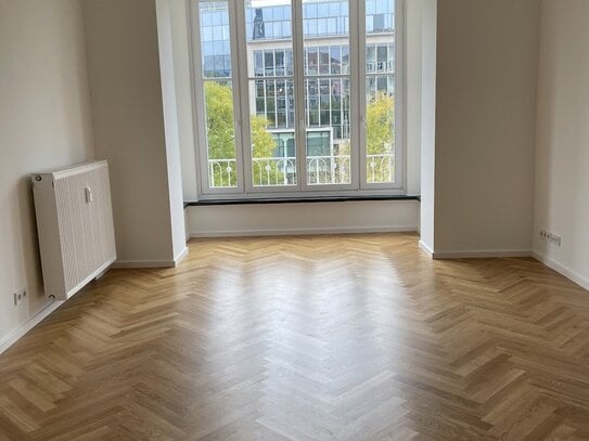 *1 Monat Mietfrei* Frischsanierte 5 Zimmer Wohnung mitten in Dresden