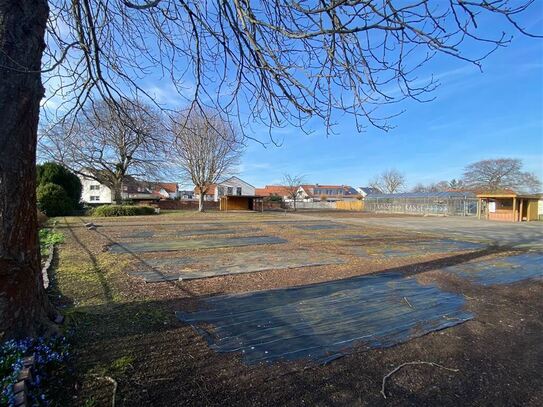 Ehemalige Gärtnerei am grünen Landhaus in Hildesheim-Ochtersum sucht neue Nutzer.