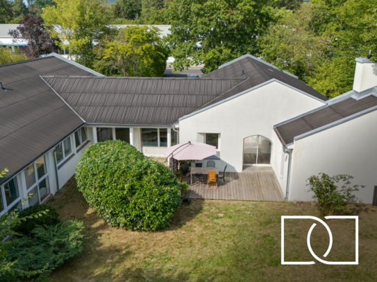 Wohnen und Gewerbe! Moderner Bungalow mit traumhaften Grundstück