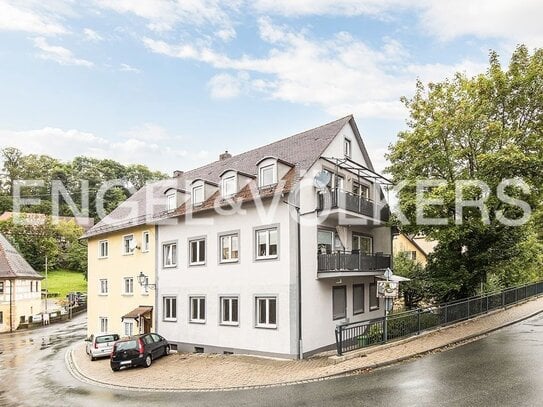 Zentral gelegen und modernisiert: Mehrfamilienhaus in Gräfenberg