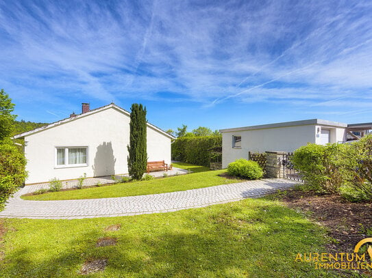 Bungalow, Exklusive Lage, Pool, traumhafter Ausblick und absolute Ruhe, Heizung 2019, Fenster 2007