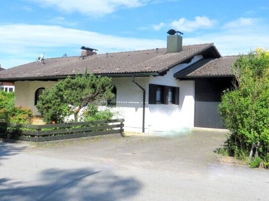 Einfamilienhaus mit Einliegerwohnung im östlichen Landkreis Deggendorf/Ndb.