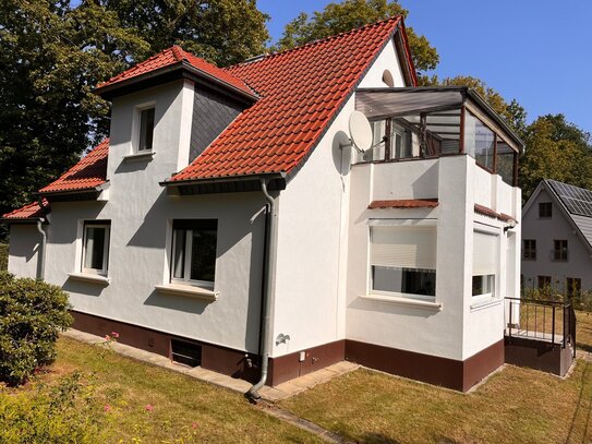 Altbau-Charme auf 144 m² und großzügigem Grundstück: Naturnah und idyllisch mit Gartenhaus & Kamin