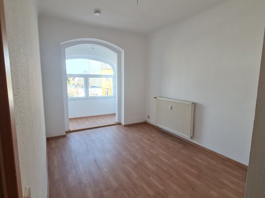 Tolle Wohnung mit Wintergarten, heller Essküche, 2 Bäder!