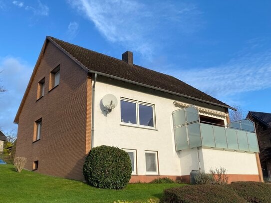 Gepflegtes 1-Familienwohnhaus mit Einliegerwohnung und Garage in idyllischer Ortslage von Bevern/Ot. Lütgenade