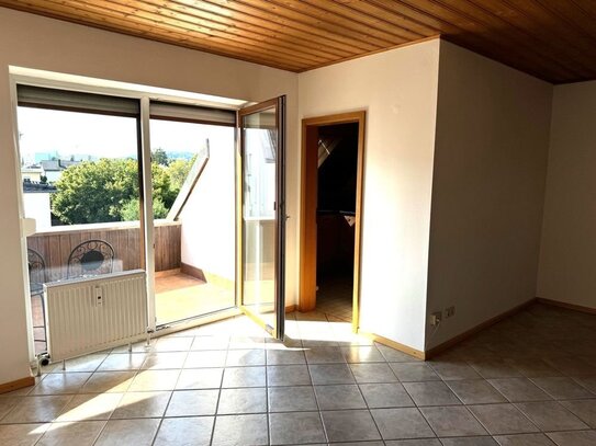 3-Zimmer-Dachgeschosswohnung mit Loggia Landshut-Wolfgangsiedlung