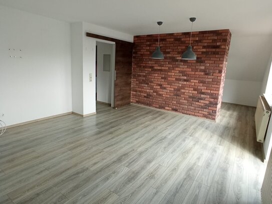 Helle 3-Zimmer-Wohnung mit Balkon und Einbauküche in Laichingen