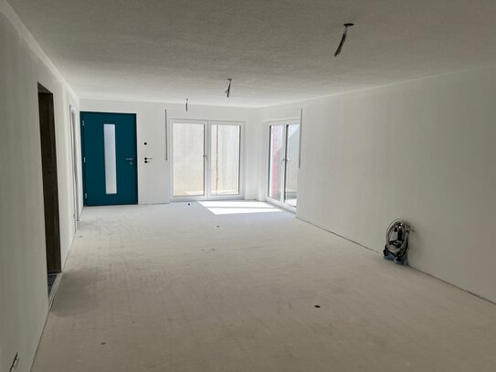 Helle großzügige 2,5 Zimmer Wohnung