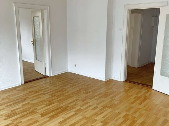 Wohnung in der Holtenauer Str. gesucht?