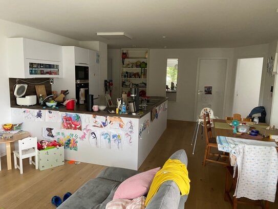 Moderne 4-Zimmer-Wohnung in Leonberg Höfingen Baujahr 2018