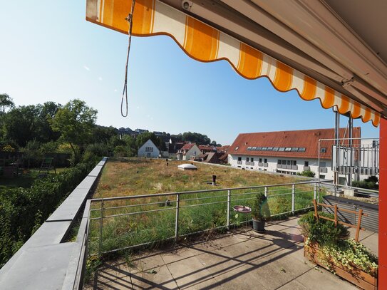 ** Moderne Seniorenwohnung mit Terrasse in Schwieberdingen **