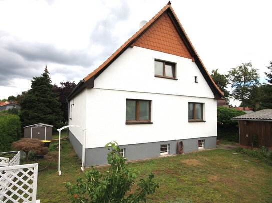 Bestlage Blumenstraße! Stattliches Einfamilienhaus von 1934 in direkter Nähe vom Gutspark